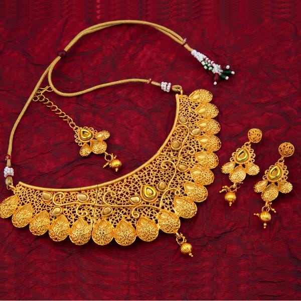 Sukkhi Traditional Gold Plated Choker Necklace Set For Women - JioMart