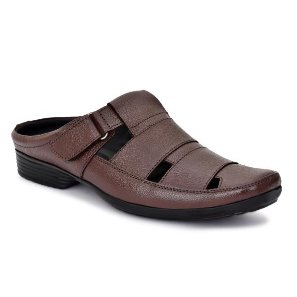 Reedom Men's Brown Open Outdoor SlipOn Slipper Sandals JioMart