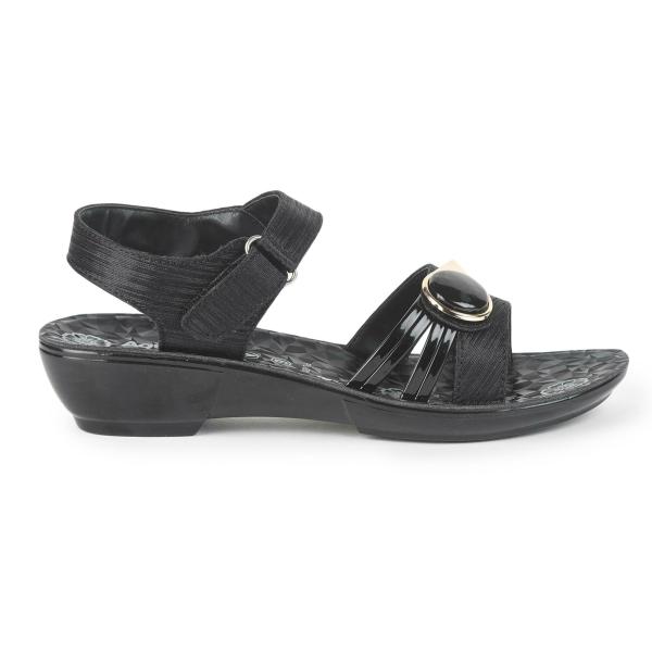 aqualite sandals black