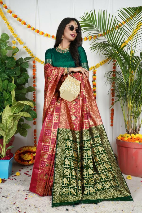 SWIFFIN Most Polular Litchi Silk Bandhani Pink & Green Saree For Women