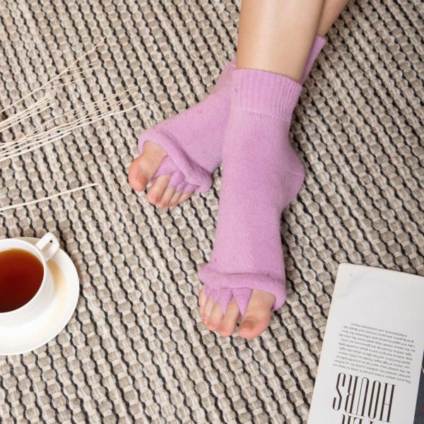 DIRTS Foot Alignment Socks Five Toe Separator The Ultimate Solution