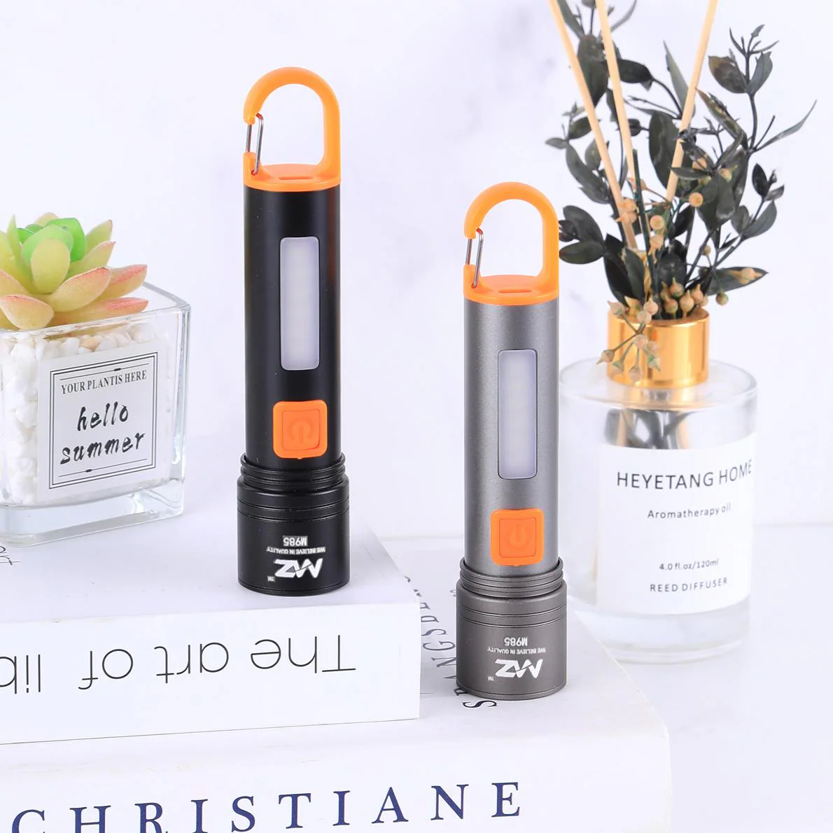 mz-m985-zoomable-led-metal-