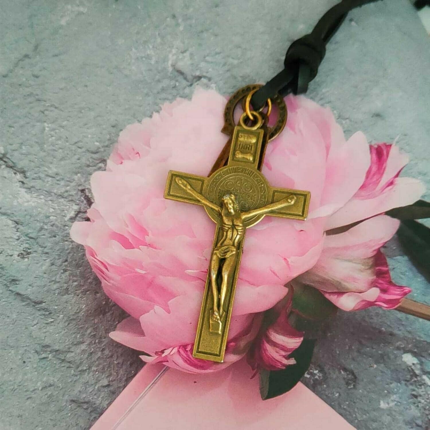 アクセサリー Chocolate Jesus CJ Logo pendant アクセサリー Chocolate Jesus CJ Logo pendant J'adore CJ