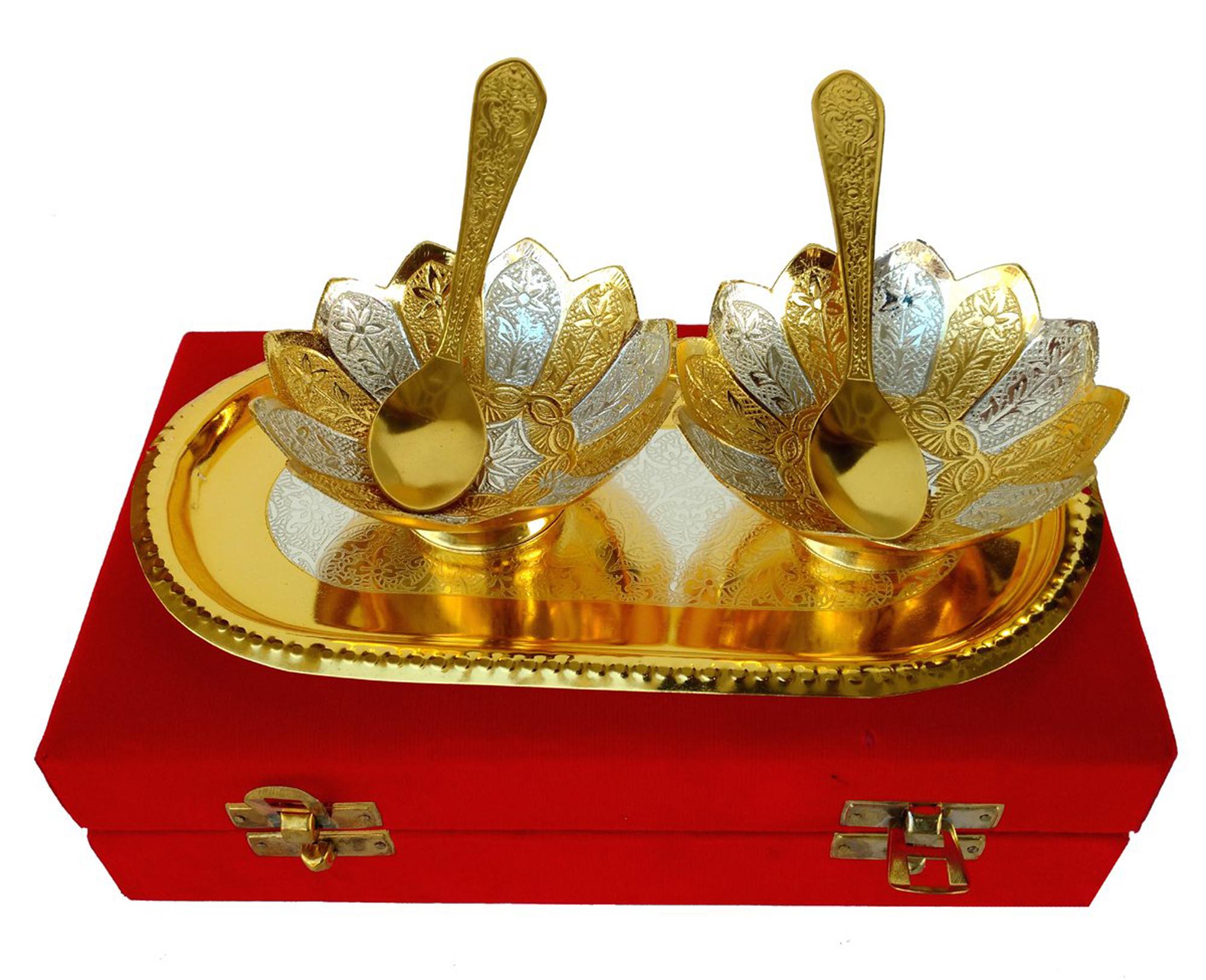 Christmas Festival Gifts Set Rastogi Handicrafts Silver Plated Round Shaped Bowl and Tray Set Dry Fruit Bowl Set Diwali
