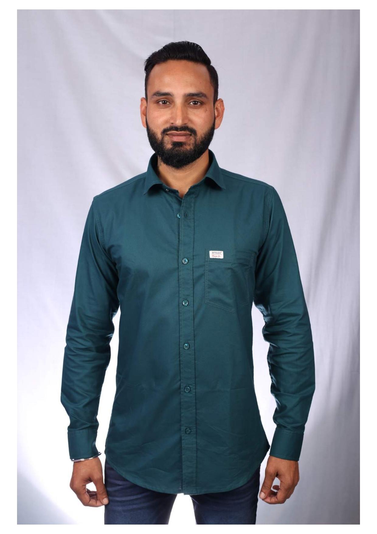 men slim fit solid cut away collar casual shirt